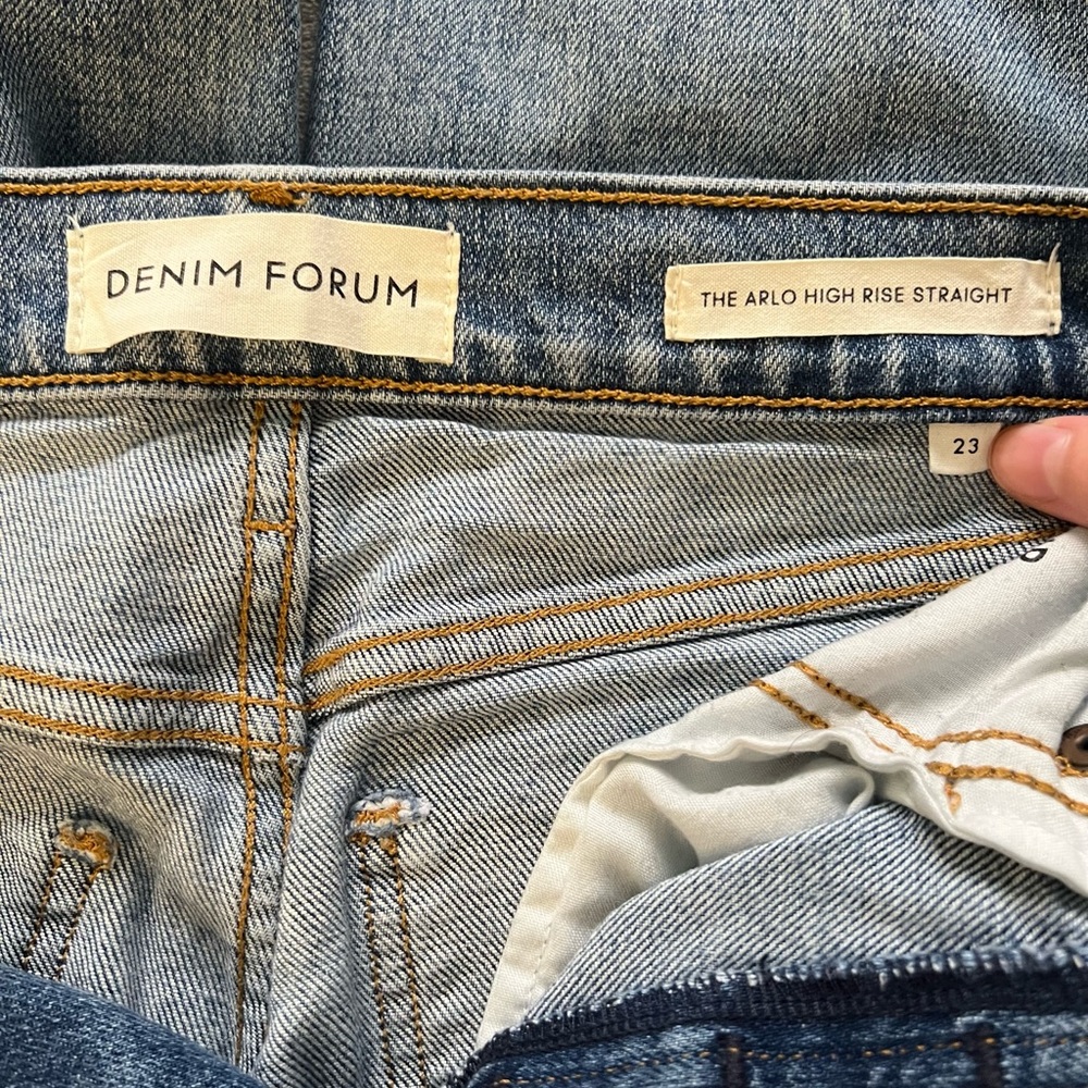 Aritzia Denim Forum The Arlo High Rise Straight